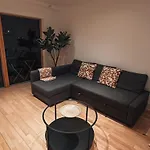 Modern And Spacious 2 Bedroom Flat In Streatham