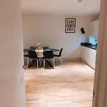 Modern And Spacious 2 Bedroom Flat In Streatham